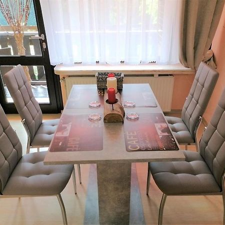 Top Ferienwohnung Mit Tiefgaragenstellplatz, Auch Fuer Laengere Aufenthalte ザスバッハヴァルデン エクステリア 写真